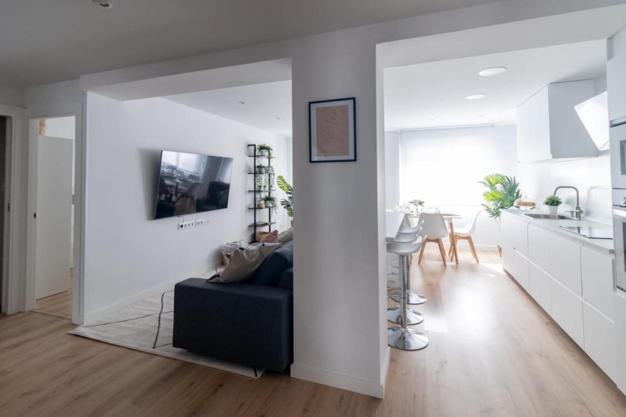 Lujoso Apartamento Entre 2 Playas Con Garaje, Wifi Gijón Dış mekan fotoğraf